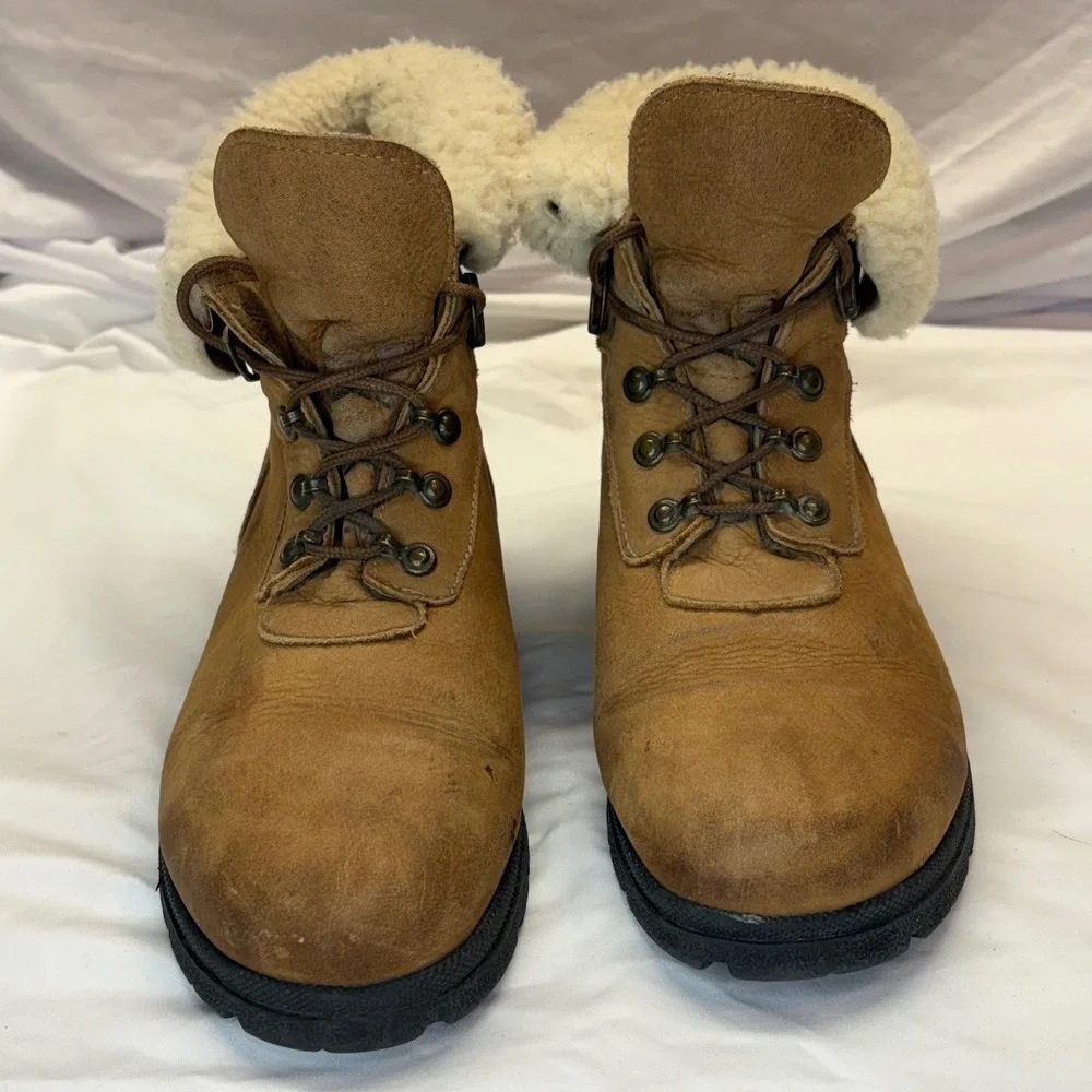 VTG Sorel Boots Women's‎ 10M Leather Shearling Lined Ankle Winter Made in Canada